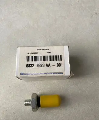 Jeep Grand Cherokee (WJ) Oil pressure sensor 68329323AA