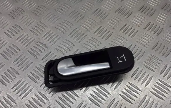 Volkswagen Golf Plus Rear door interior handle 5M0837197