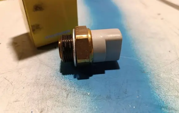 Volkswagen Caddy Coolant temperature sensor 7.5027