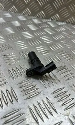 Nissan Juke I F15 Crankshaft position sensor 8200885209A