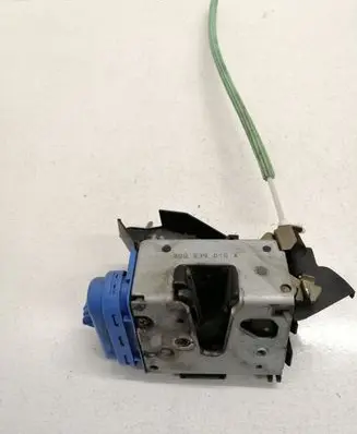 Audi A3 S3 8L Rear door lock 8D0839015A