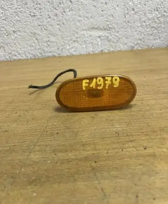 Volkswagen Crafter Front fender indicator light A049044 F1979