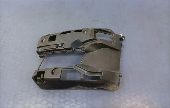 BMW 5 G30 G31 G38 Front bodywork piece 9498601