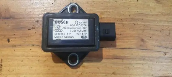 Audi A4 S4 B6 8E 8H ESP acceleration yaw rate sensor 8e0907637a 0265005245