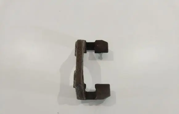 BMW 5 E60 E61 Front brake pad spring 34216766074