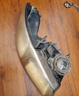 Chrysler Voyager Headlight/headlamp 46536B