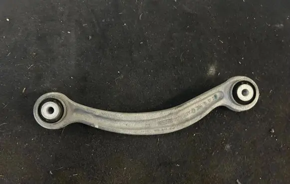 Mercedes-Benz E AMG W212 Rear control arm 20414