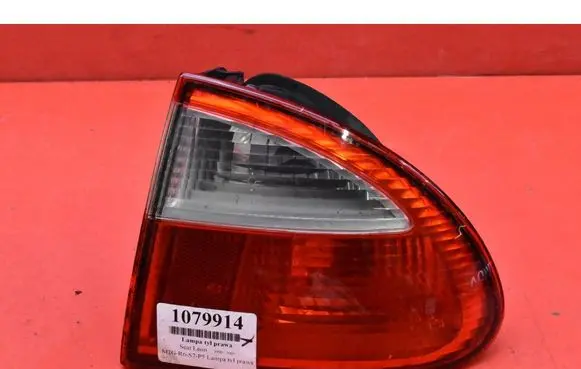 Seat Leon (1M) Rear/tail lights 1M6945112