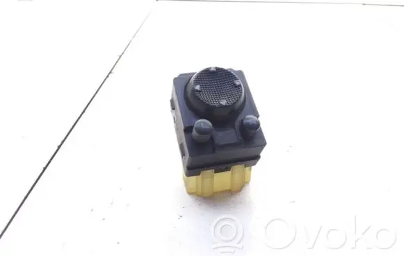 Volkswagen Golf III Wing mirror switch 1H0959565