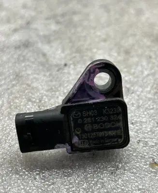 Mazda 6 Air pressure sensor 0261230324