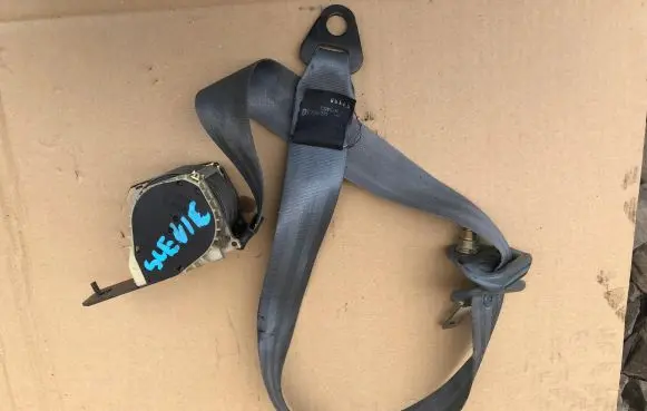 Renault Scenic I Front seatbelt