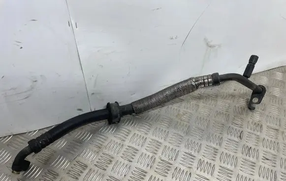 BMW 5 E34 Air conditioning (A/C) pipe/hose