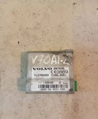 Volvo V70 Alarm control unit/module 30679205 PW9DA5823 4405ADA5823