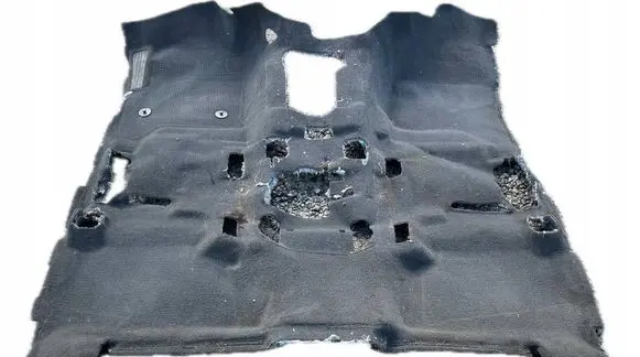 GMC Yukon Front floor carpet liner 84541221 2209626 201027381