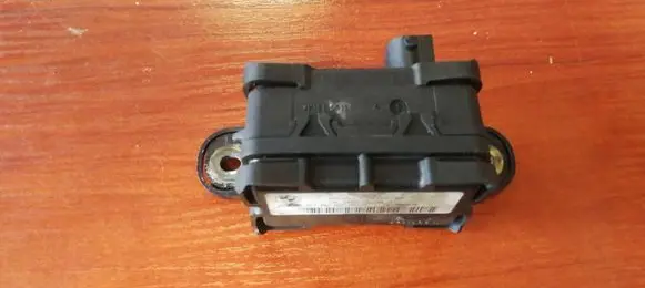 BMW 1 E81 E87 ESP acceleration yaw rate sensor 6762769