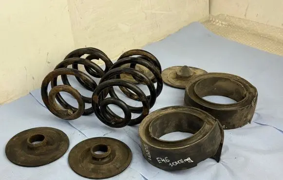 BMW 3 E46 Rear coil spring