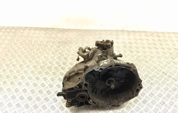 Opel Meriva A Manual 5 speed gearbox 5495775