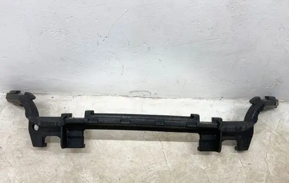 Audi Q7 4M Front bumper foam support bar 4M0807550J