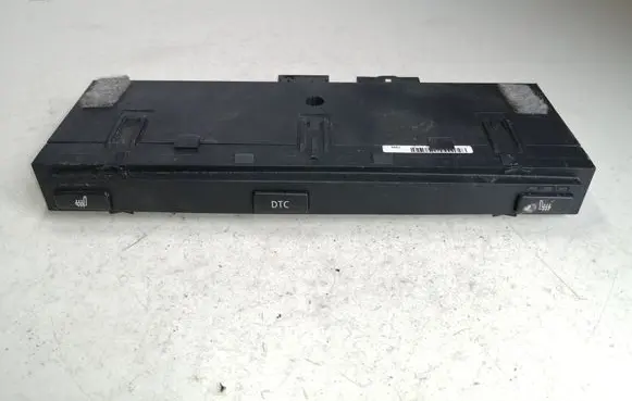 BMW 5 E60 E61 Seat heating switch 6969413