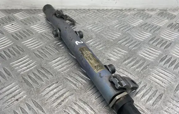 Mercedes-Benz CLS C219 Fuel main line pipe A6420702595 0716800514