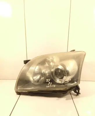 Toyota Avensis T250 Headlight/headlamp