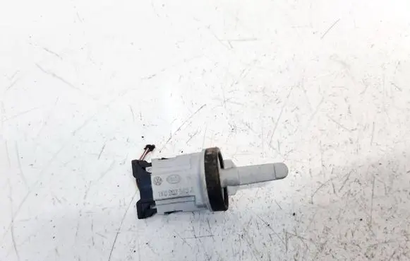 Skoda Octavia Mk2 (1Z) Interior temperature sensor 1K0907543A