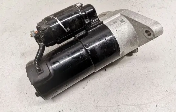 Land Rover Evoque II Starter motor K8D211001AC