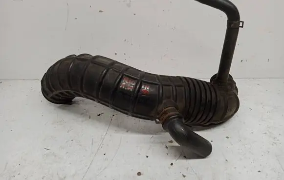 KIA Rio Air intake hose/pipe 281401W400