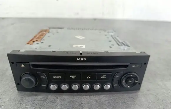 Peugeot 207 Radio/CD/DVD/GPS head unit
