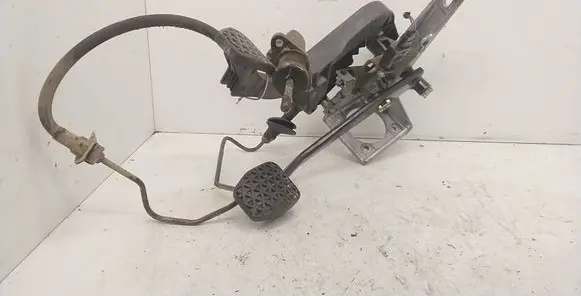 BMW 3 E36 Pedal assembly 1161962