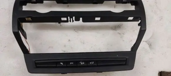 BMW X5 E70 Parking (PDC) sensor switch 6972780 6131 502184