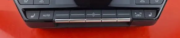 Audi e-tron Climate control unit 4J3820043B