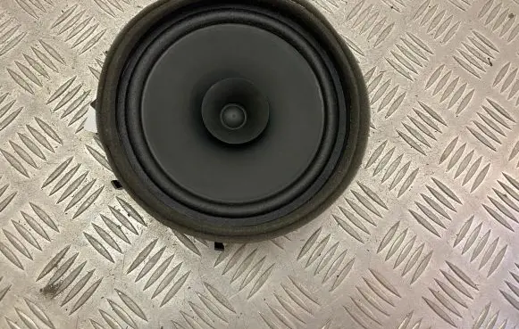 Mitsubishi Outlander Front door speaker 8720A166
