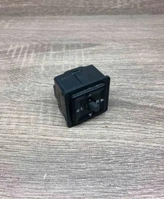 Mitsubishi Eclipse Wing mirror switch 2775Switch