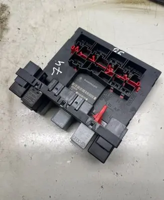 Volkswagen PASSAT B6 Comfort/convenience module 3C0937049J H37S1301 F005V00530