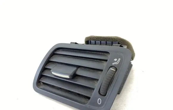 Volkswagen PASSAT B6 Dashboard side air vent grill/cover trim 3C1819701 T002435911 P0108666
