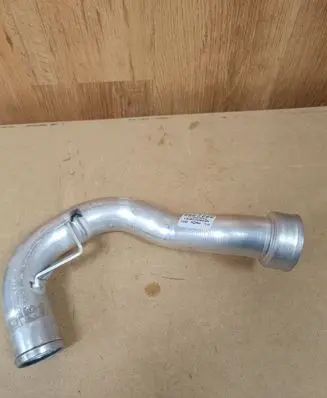 Mercedes-Benz GLS X167 Intercooler pipe mounting bracket A2560980407