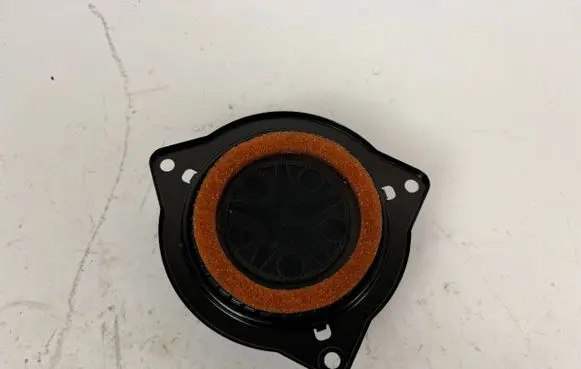 Maserati Levante Front door high frequency speaker 670002118