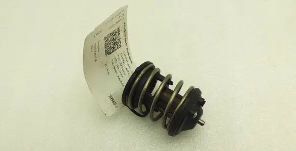 BMW 5 F10 F11 Thermostat 8512234 11518512234