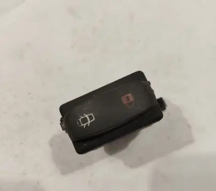 Renault Laguna II Central locking switch button 002446B
