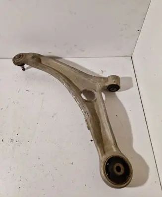 Hyundai i40 Front lower control arm/wishbone 849108