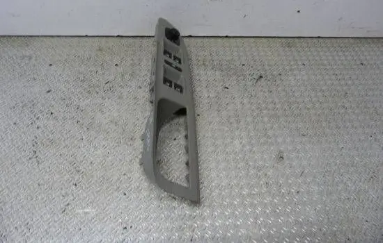 Volkswagen PASSAT B6 Quarter vent window switch 5E1867171