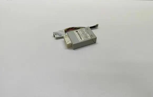 BMW 5 E60 E61 Air suspension control unit module (rear) 6769834 3714676983401 37146769834