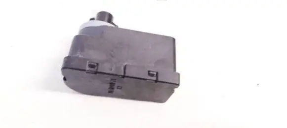Opel Corsa D Headlight level adjustment motor 
