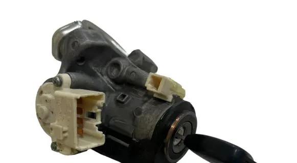 Toyota Auris 150 Ignition lock N0502638639