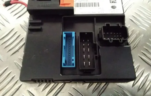 Audi A6 S6 C6 4F Comfort/convenience module 4F0907289J 4F0910289J 5DK00876227