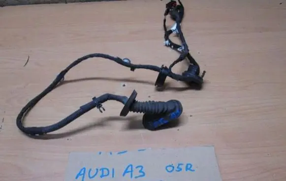 Audi A3 S3 8L Rear door wiring loom 8E1971072RF