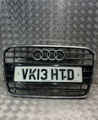 Audi A5 Sportback 8TA Front bumper upper radiator grill 8T0853651G 8T0853651H