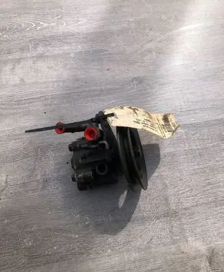 Nissan Serena Power steering pump