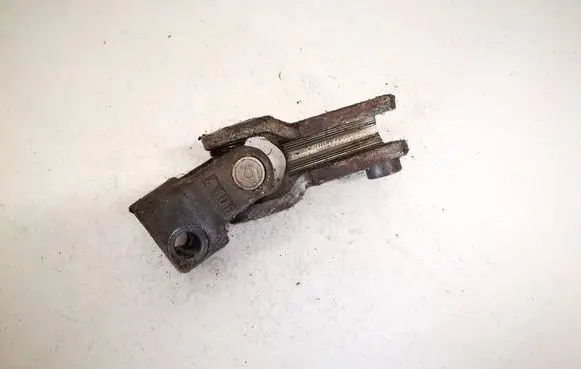 Opel Corsa D Steering column universal joint